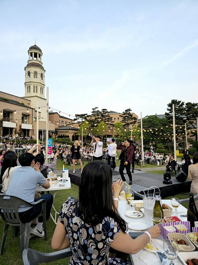 디오니소스 와인페어.