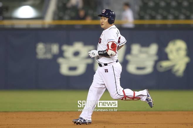 ▲ 올해 두산으로 돌아온 양의지는 팀의 도약을 이끌 것이라는 기대치를 충족하고 있다 ⓒ곽혜미 기자