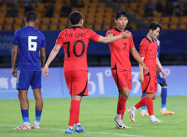 ▲ 황선홍호가 아시안게임 조별리그 첫 경기에서 쿠웨이트를 상대로 골 잔치를 벌였다. ⓒ연합뉴스