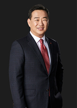 Lotte Shopping vice chairman and 
co-chief executive officer Kim Sang-hyun. 
[Courtesy of Lotte Shopping]