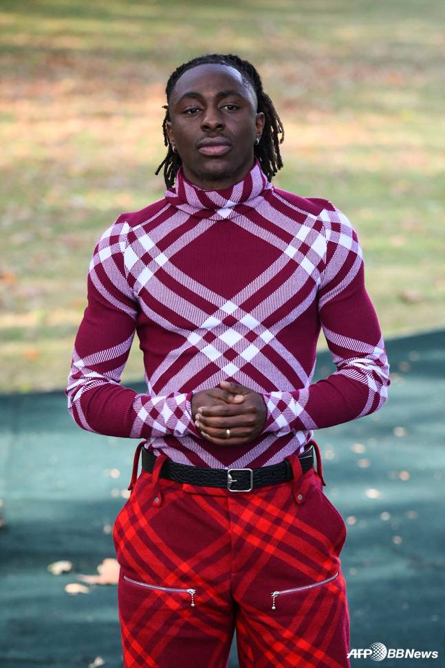 크리스탈 팰리스 에베레치 에제의 패션. /AFPBBNews=뉴스1