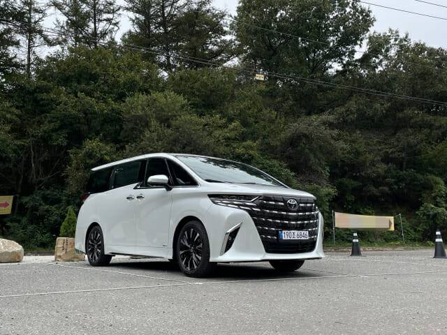 토요타 4세대 알파드 (사진=김재성 기자)