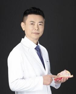 sc301성형외과 신동진 원장