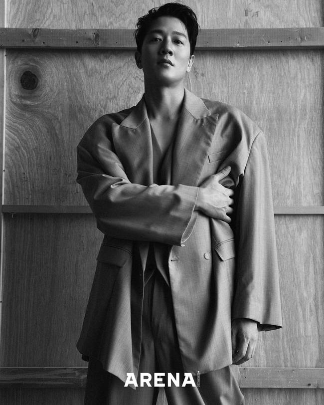 아레나 옴므 플러스