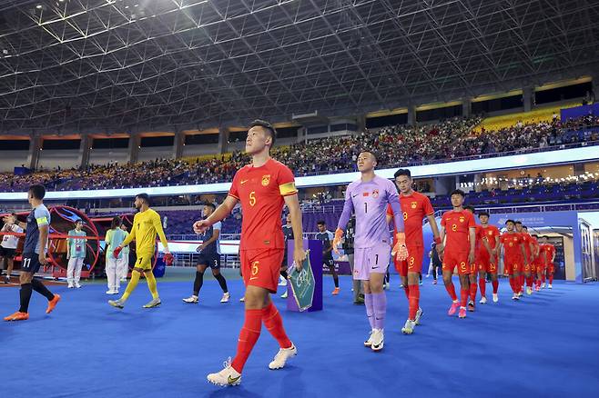 ▲ 지난 19일 인도와 경기에 출전하는 중국 선수단. ⓒ항저우 아시안게임