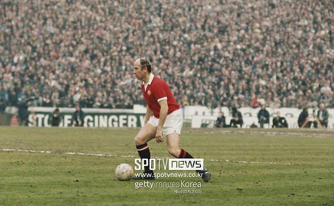 ▲ 선수 시절의 바비 찰튼 경