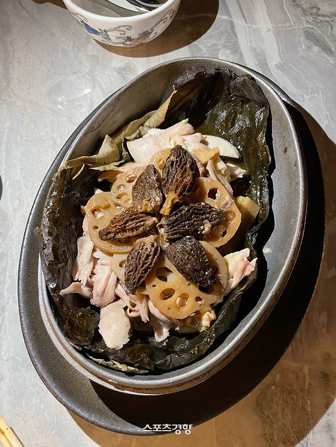 웨이티하우스 앤 레스토랑의 거지닭