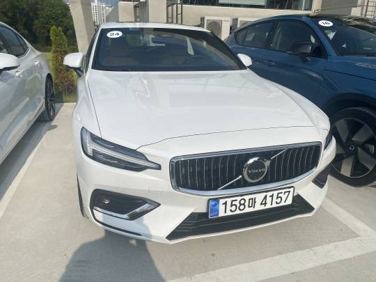 볼보 S60. 이상현 기자