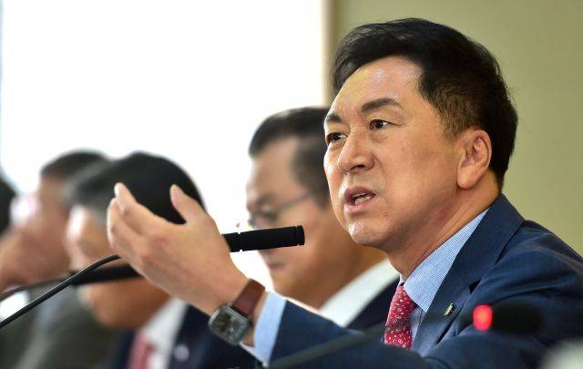 김기현 국민의힘 대표가 22일 대구상공회의소 대회의실에서 열린 대구 경제인 간담회에서 발언하고 있다. 뉴시스