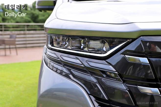 토요타, 알파드