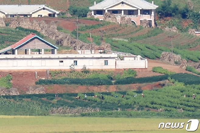 경기 파주 오두산 통일전망대에서 바라본 북한 황해북도 개풍군 일대. 2023.9.14/뉴스1 ⓒ News1 민경석 기자