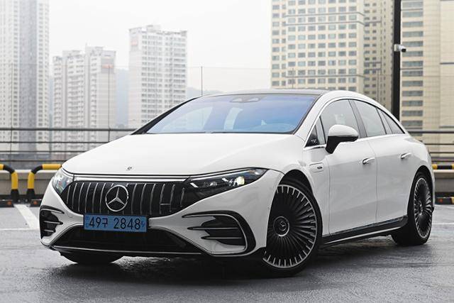 메르세데스-AMG EQS 53 4MATIC+