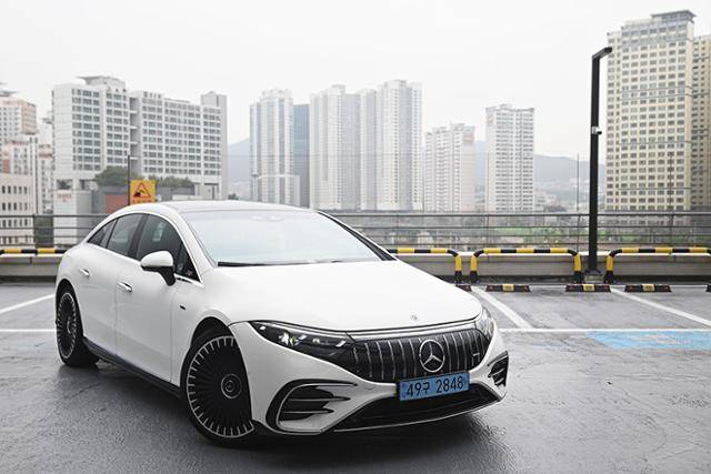 메르세데스-AMG EQS 53 4MATIC+