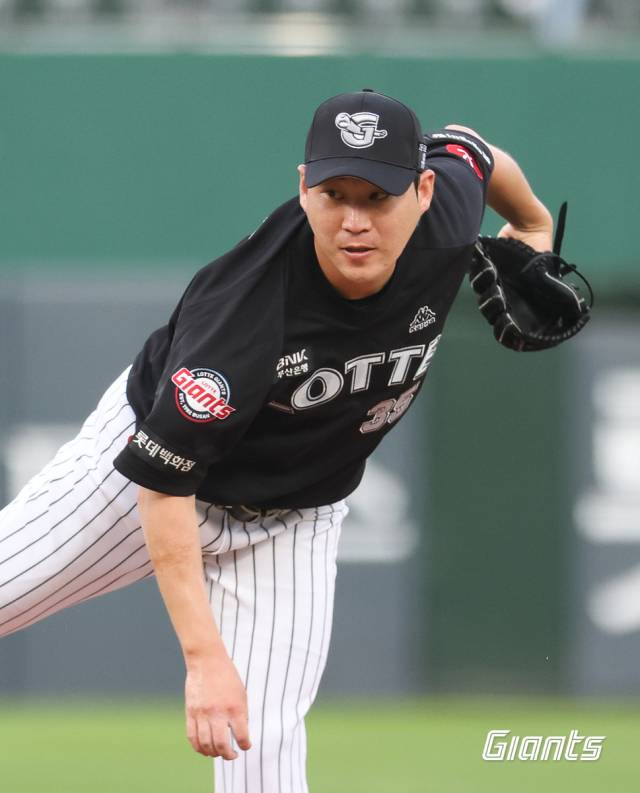 롯데 자이언츠 이인복./롯데 자이언츠