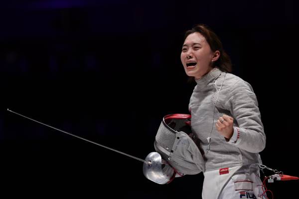 이번 항저우 대회에서 여자 사브르 국가대표로 나서 개인 결승전 금메달을 차지한 윤학길 레전드의 딸 윤지수. / 항저우아시안게임 조직위원회 제공