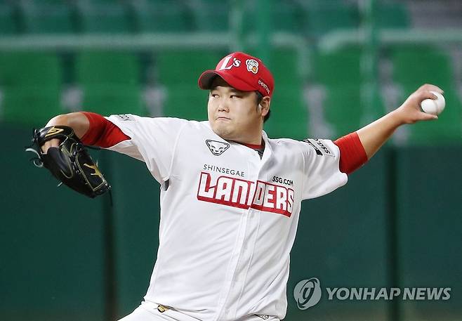 은퇴를 결심한 SSG 김태훈 [연합뉴스 자료사진]