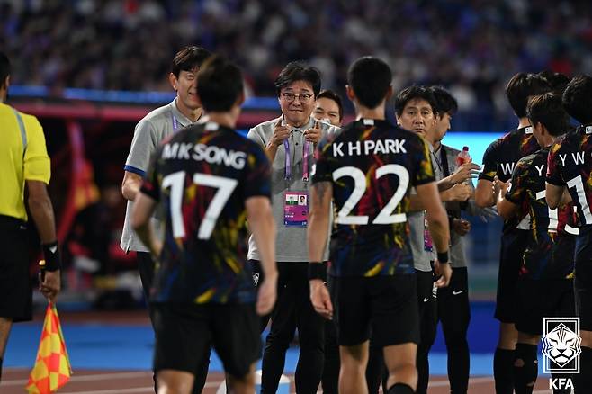 황선홍 아시안게임 대표팀 감독. 대한축구협회 제공