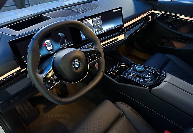 BMW i5 e드라이브40. /리스본(포르투갈)=박진우 기자