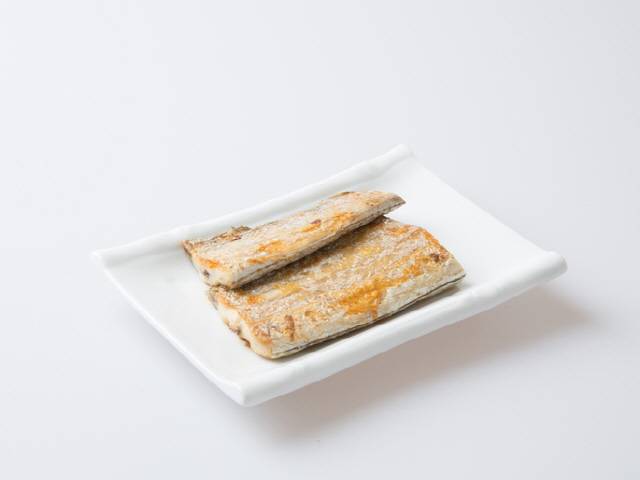 과식을 막으려면 음식은 작은 접시에 담고, 재료를 크게 썰어 요리하는 게 좋다./사진=게티이미지뱅크