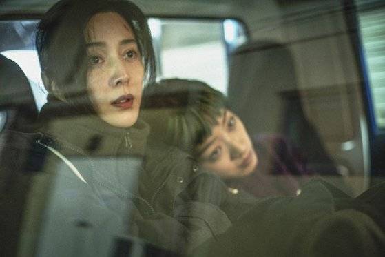 영화 '녹야'는 홍콩, 중국 제작 국적 영화지만, 한국에서 95% 이상 한국어 대사로 촬영했다. 중국 한슈아이 감독이 중국 배우 판빙빙(왼쪽)과 함께 이주영(오른쪽) 등 한국 배우들과 호흡 맞췄다. 사진 부산국제영화제