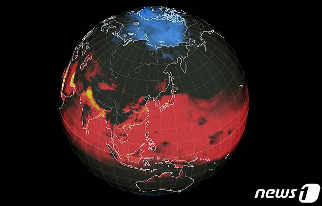 세계 기상 정보 비주얼 맵인 어스널스쿨로 확인한 8월 21일 오후 1시 한반도 주변 기온과 불쾌지수가 붉게 표시되고 있다. (어스널스쿨 캡처)2023.8.21/뉴스1