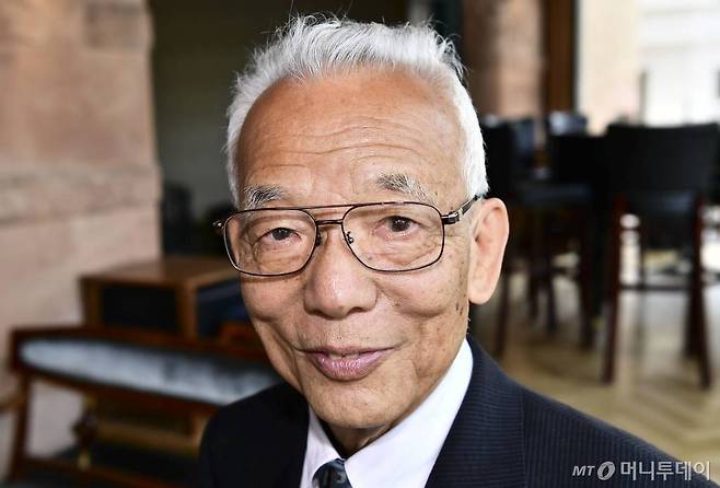 2021년 노벨물리학상 수상자인 일본계 미국인 마나베 슈쿠로