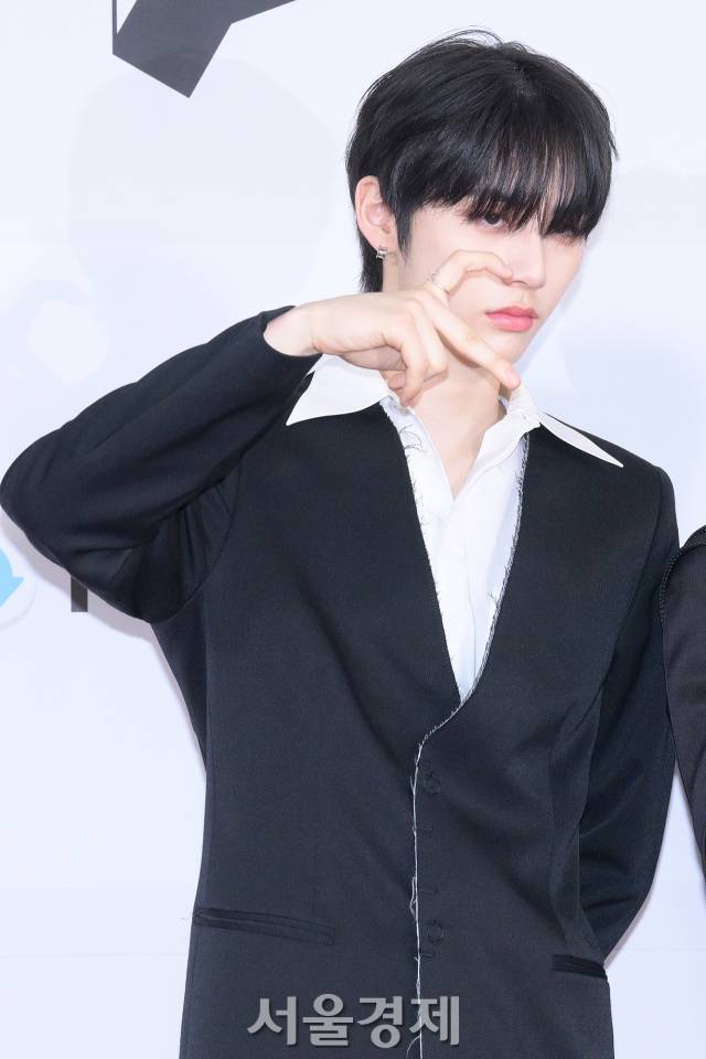 그룹 보이넥스트도어(BOYNEXTDOOR) 태산이 10일 오후 인천 남동구 인천 남동체육관에서 열린 ‘2023 더팩트 뮤직 어워즈(TMA)’ 레드카펫에서 포즈를 취하고 있다. 김규빈 기자