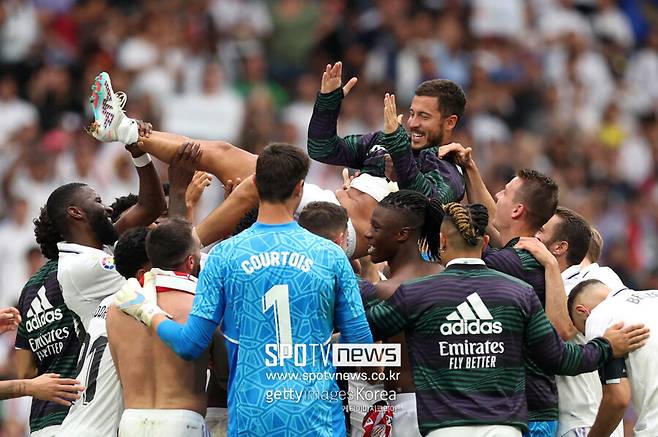 ▲&nbsp;아자르는 축구 선수 생활을 마무리했다.