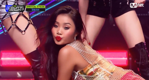 원밀리언 하리무가 스페셜 스테이지 무대를 꾸몄다.사진=엠넷 ‘엠카’ 방송캡처