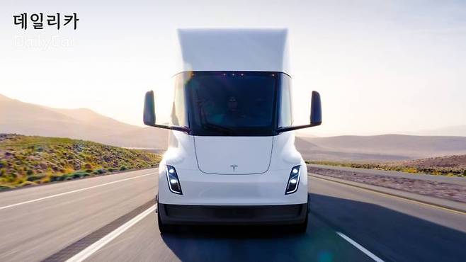 테슬라, 세미트럭