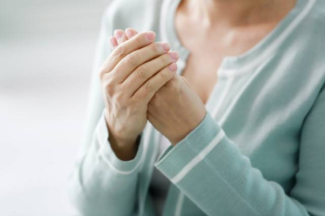 레이노 증후군의 유전적 원인이 규명되면서 근본적인 치료법 개발에 대한 기대감이 높아졌다./사진=클립아트코리아