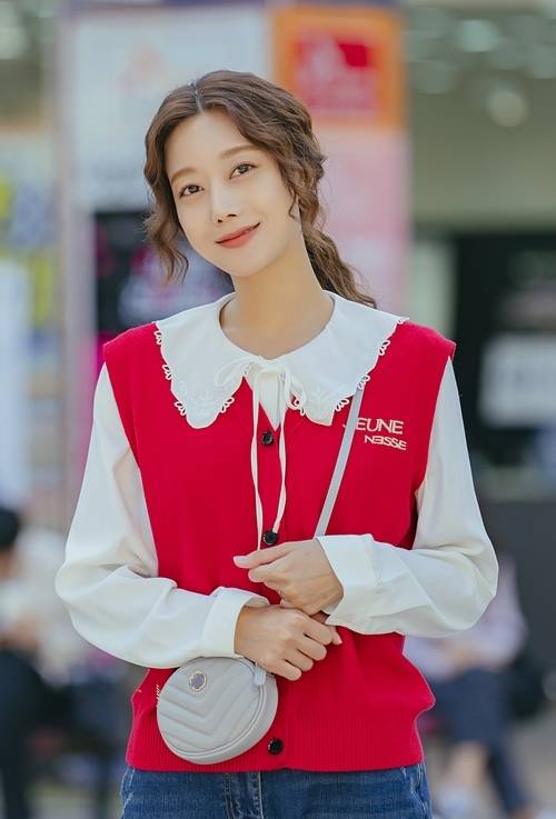 배우 오승아가 또 한 번 이미지 변신에 나선다. 사진=스타휴엔터테인먼트