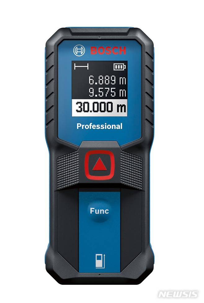 [서울=뉴시스] 보쉬 전문가용 레이저 거리측정기 'GLM 30-23 Professional'. (사진=보쉬 제공) 2023.10.16. photo@newsis.com