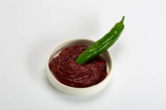 고추의 매운 맛을 내는 성분인 캡사이신이 식욕을 억제하고 에너지를 연소함으로써 다이어트에 도움이 되는 것으로 나타났다. [사진=클립아트코리아]