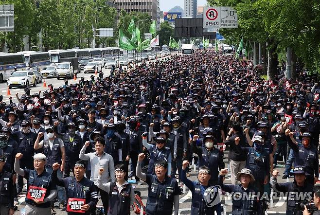 5월31일 용산 대통령실 인근에서 열린 민주노총 건설노조 집회 [연합뉴스 자료사진]