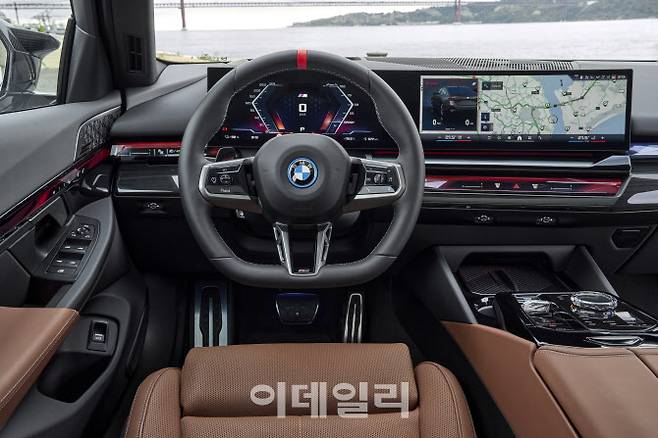 BMW i5 M60 xDrive 실내 인테리어. (사진=BMW 코리아)