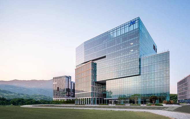 공정위는 JW중외제약이 2007년에도 리베이트 혐의를 받았던 만큼 이번엔 엄중한 제제하기로 결정했다. /사진=JW중외제약