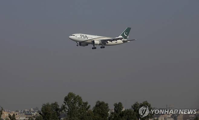 파키스탄 국영 '파키스탄국제항공'(PIA) 항공기 [로이터 연합뉴스 자료사진. 재판매 및 DB 금지]