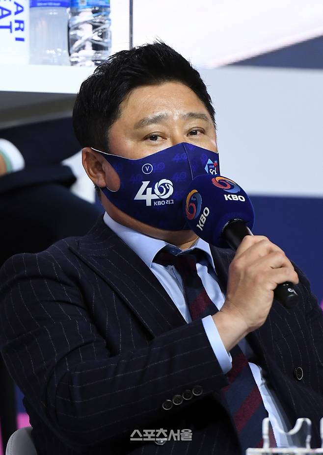 롯데 신임 사령탑에 선임된 김태형 감독. 박진업기자 upandup@sportsseoul.com