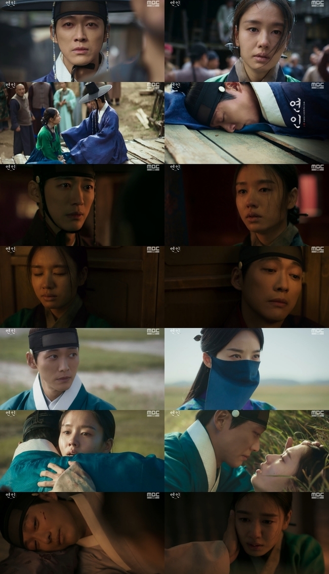  ⁇  Couple ⁇  Namgoong Min risked his life to save Ahn Eun-jin.According to Nielsen Korea, a TV viewer ratings company on October 22, MBC gold solid Lamar Jackson  ⁇  Couple  ⁇  14, which was broadcast on the 21st, rose 1.5% p to 11.7% nationwide TV viewer ratings.This is the number one channel in the same time zone and the number one channel in the gold soil Lamar Jackson.Top instant TV viewer ratings soared to a whopping 13.4 per cent.2049 TV viewer ratings, a key indicator of advertising and channel competitiveness, also rose by 1% p to 4.3%, marking its highest record and ranking first among all programs broadcast on Saturday.The overwhelming popularity of the unrivaled  ⁇ Couple ⁇  proved once again.On this day, Jang Hyun (Namgoong Min) saw Yu Gil-chae (Ahn Eun-jin), who was in the Prisoner of War market auction house, and screamed, Why!At that moment, the beating began, and Jang Hyun lost his mind and grabbed Yu Gil-chaes skirt. After a while, Jang Hyun tried to get Yu Gil-chae out of the Prisoner of War market.However, Yu Gil-chae managed to push Jang Hyun away, not wanting Jasins disastrous appearance or Jasins damage to him.Nevertheless, this Jang Hyun pulled Yu Gil Chae out of the Prisoner of War market. That night, Jang Hyun headed to Yu Gil Chae.This Jang Hyun regretted Jasins past that he could not hold Yu Gil-chaes hand tightly, saying that he could not open the door and did not know where it was wrong.Yu Gil-chae, who knows this Jang Hyuns mind better than anyone else, had no choice but to shed tears, so they missed each other in front of them but could not approach.The next day, Lee Hyon tried to send Yu Gil-chae back to Joseon, but keratinization (by Lee Cheong-a), who was keeping an eye on Lee Hyon, moved, and Her bought Yu Gil-chae as Prisoner of War.Jang Hyun went to keratinization for a month, but keratinization did not intend to give Yu Gil-chae to Jang Hyun.In response, Lee Jang Hyun asked Crown Prince Sohyeon (played by Kim Moo-jun) to quickly return Yu Gil-chae on condition that he resolve the military supply rice requested by Cheong.On the other hand, Yu Gil-chae, who became a maid of keratinization, also suffered a hardship. Keratinization was concerned about Jang Hyun, and Yu Gil-chae was worried that Jasin would hurt Jang Hyun.So I told Lee Jang Hyun not to do anything for Jasin.No Strings Attached Keratinization, where Jang Hyun was absent, threatened to dedicate Yu Gil-chae to Jasins father, hong taiji (Kim Jun-won).Yu Gil-chae, who had nothing to fear anymore, replied that he would.A few days later, Jang Hyun returned to Shenyang after solving the problem of the army, but Yu Gil-chae was gone. The No Strings Attached keratinization devoted Yu Gil-chae to hong taiji.Yu Gil-chae was not intimidated in front of the Qing emperor hong taiji, and Jasin was not a Prisoner of War, telling him in Manchu that many Joseon women were under terrible persecution.Keratinization has locked up Yu Gil-chae.Then keratinization told Yu Gil-chae not to look back and leave for Chosun. Yu Gil-chae hurried to think that Jasins return was the way for Jang Hyun.But keratinization was a trap. Keratinization suggested Jang Hyun to hunt for his life.If Jasin is Yi Gi, Yu Gil-chae lives as a maid of Jasin for the rest of his life, but Jang Hyun lives, while Jang Hyun is Yi Gi.Lee Jang Hyun did not hesitate to choose the latter.In the end, the winner of the bet was Jang Hyun.Jang Hyun fell to Yu Gil-chaes arms, saying, I won. Yu Gil-chae sobbed and stood up to keratinization, who shot a bow at Jang Hyun.The next day, Jang Hyun woke up in front of Yu Gil-chae. Yu Gil-chae, who kept Jang Hyuns side overnight, said, Kazunari Ninomiya All of this was thanks to Kazunari Ninomiya Jang Hyun carefully touched Hers head, relieved that Yu Gil-chae had lived and was repatriated.The 14th ending was 13.4% of the TV viewer ratings per minute, and it was the best one minute of the broadcast on the day.The 14th episode of  ⁇ Couple ⁇  reunited a long way, but it dramatically captured the sad fate and love of Jang Hyun and Yu Gil-chae, who are still thorny, for 100 minutes. For the two, it was more important to protect each others lives than to comfort Jasin.In response, Jang Hyun risked Jasins life to protect Yu Gil-chae, showing him how far a man in love can go.At the same time, it showed the true meaning of love to do anything for the happiness of the opponent.Namgoong Min and Ahn Eun-jin The two actors perfectly expressed the sadly beautiful love of Jang Hyun and Yu Gil-chae with delicate and deep emotion.