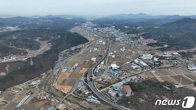 시스템반도체 클러스터 국가첨단산업단지가 조성되는 용인시 처인구 이동읍과 남사읍 일대 전경.(용인시 제공·뉴스1 DB)