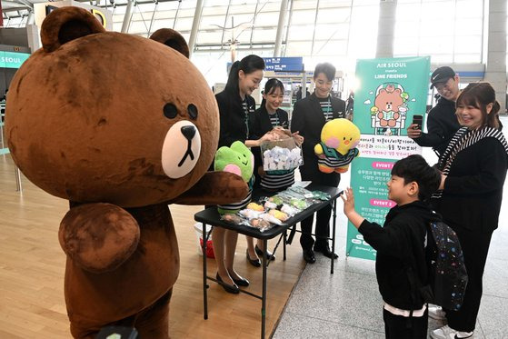 라인프렌즈의 공항 나들이