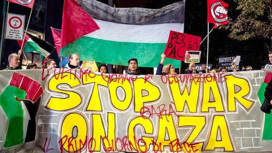 23일(현지시간) 이탈리아 베니스에서 열린 팔레스타인 지지 시위. EPA=연합뉴스