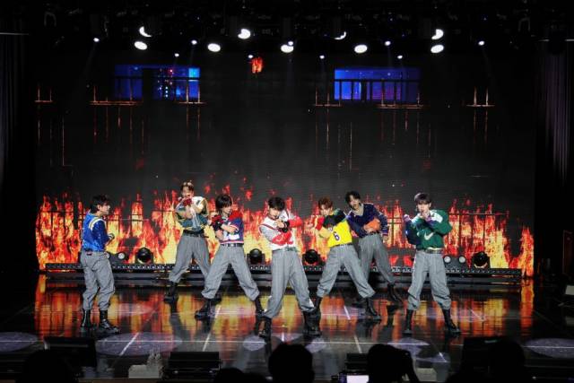 그룹 고스트나인(GHOST9)이 25일 오후 서울 강남구 일지아트홀에서 진행된 새 미니 앨범 '아케이드 : 오(ARCADE : O)' 발매 기념 미디어 쇼케이스에서 포즈를 취하고 있다. / 사진=마루기획