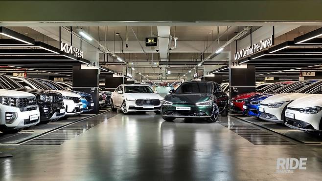 K9 EV6 인증중고차 전시