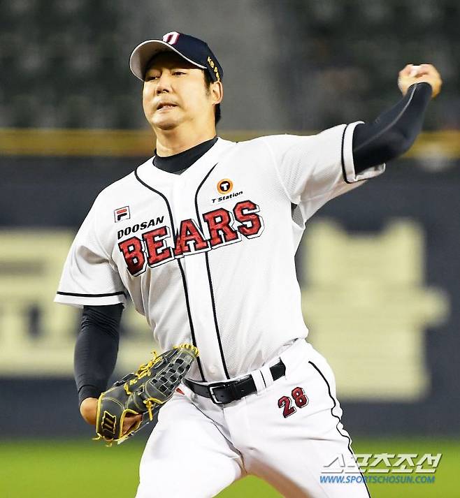 2023 KBO리그 두산 베어스와 NC 다이노스의 경기가 12일 잠실구장에서 열렸다. 두산 장원준이 역투하고 있다. 잠실=박재만 기자pjm@sportschosun.com/2023.10.12