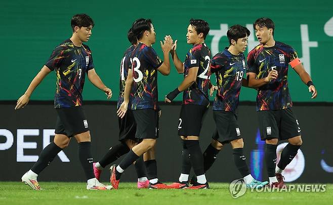 9월 창원에서 열린 AFC U-23 아시안컵 예선 당시 올림픽 축구 대표팀 모습 [연합뉴스 자료사진]