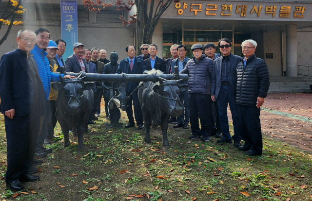 ▲ 재외동포신문방송편집인협회(이사장 박기병)는 2023 재외동포언론인 국제심포지엄의 일환으로 31일 양구 백자박물관과 양구선사·근현대사박물관을 탐방했다.