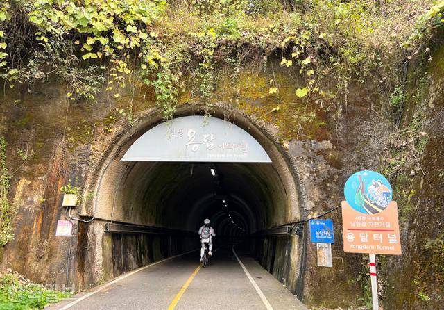 남한강자전거길 양수역~신원역 구간에는 5개 터널이 연속적으로 이어진다.