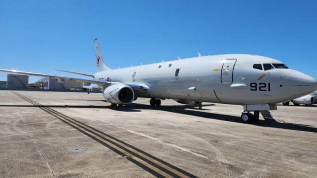 한국 해군에 인도될 P-8A 해상초계기가 활주로에 주기되어 있다. 사진 제공=방위사업청